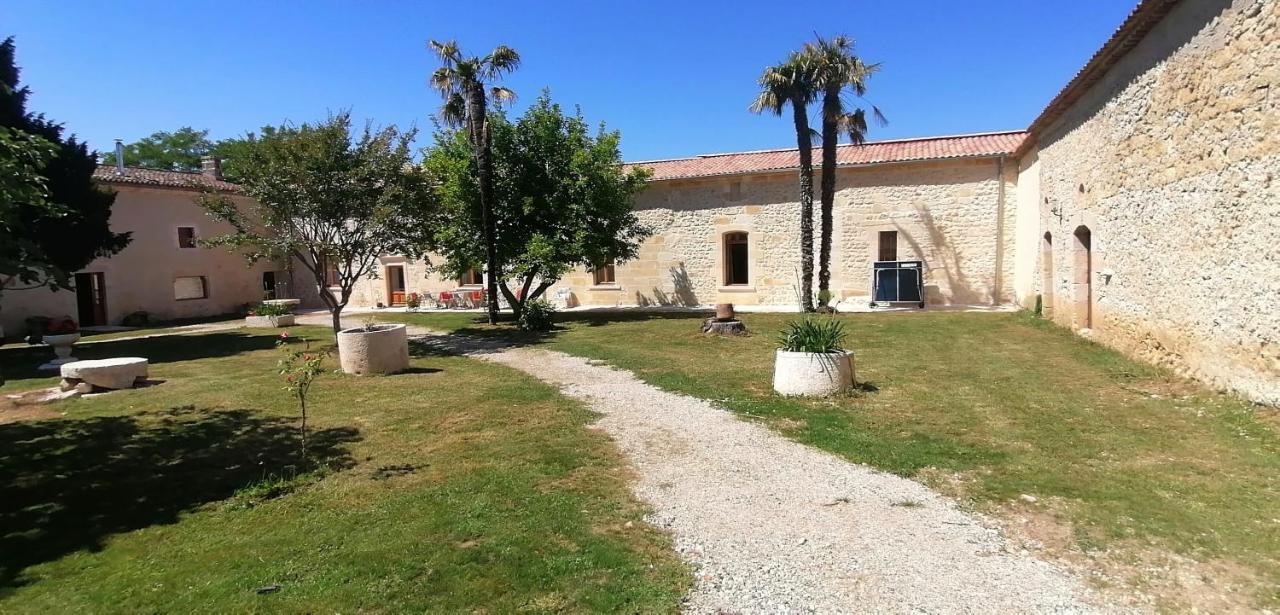 Guillac  Domaine De Gaia, Piscine, Petanque, Ping Pong, Proche Saint-Emilion B&B 외부 사진