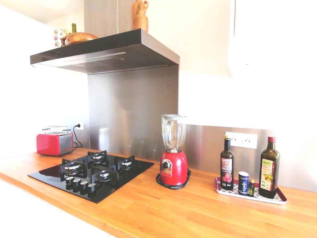 Guillac  Domaine De Gaia, Piscine, Petanque, Ping Pong, Proche Saint-Emilion B&B 외부 사진